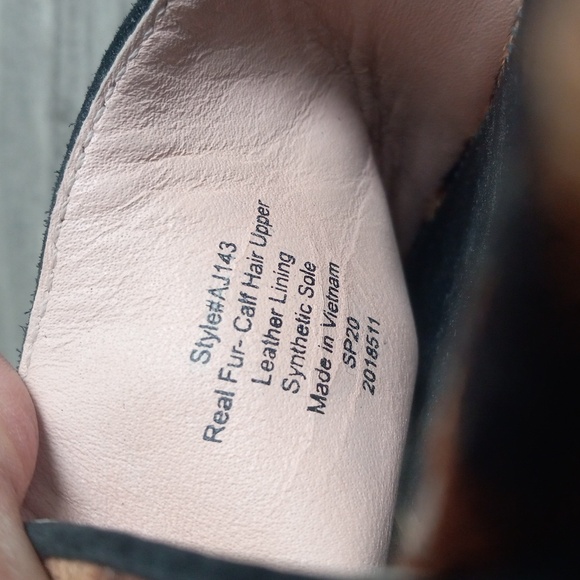 J. CREW Abbie slide sandals in leopard calf hair Women's Size 7 - Picture 13 of 13